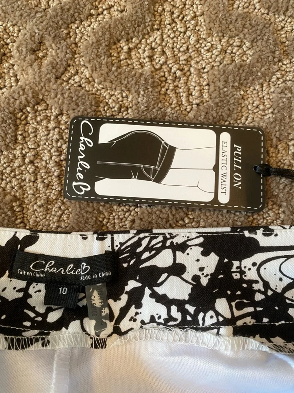 CHARLIE B Black & White Abstract Print Mini Skort - Picture 2 of 3